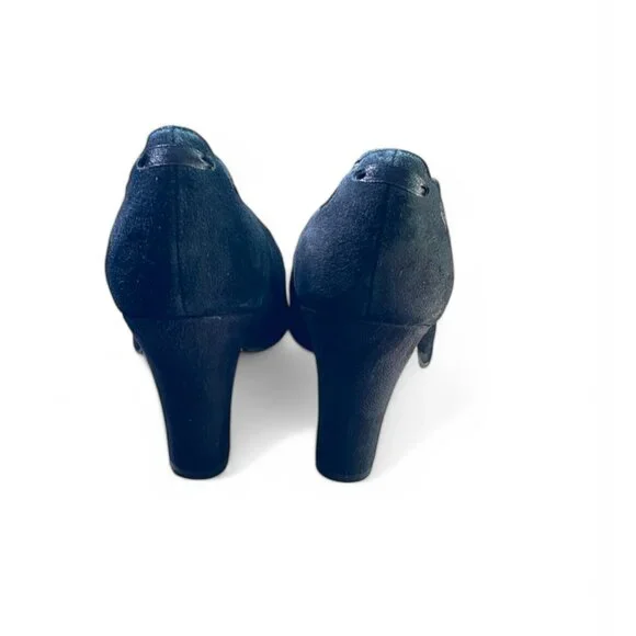 Daisy Fuentes Black Suede Scallop Laced Trim Heels Size 7 - Picture 10 of 10